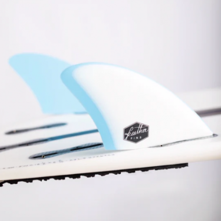 FEATHER FINS TWIN FIN CLICK TAB BLUE/WHITE